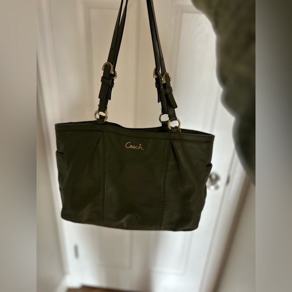 Coach Olive Green Leather Tote | Large Zip Top Shoulder Bag - Picture 3 of 16